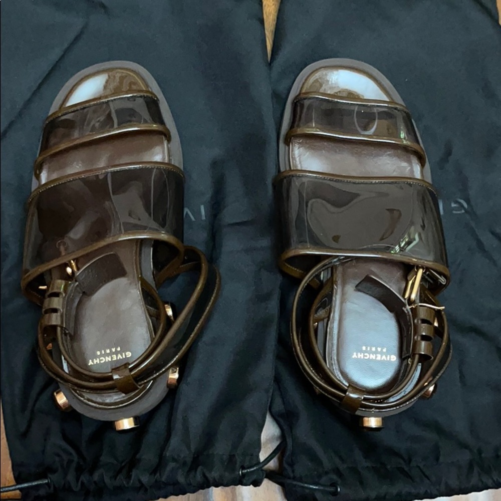 Brand New Givenchy sandals 💕